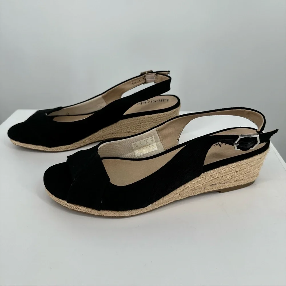 LifeStride Socialite Wedge Sandal in Black Canvas size 10W Ankle Strap Peep Toe